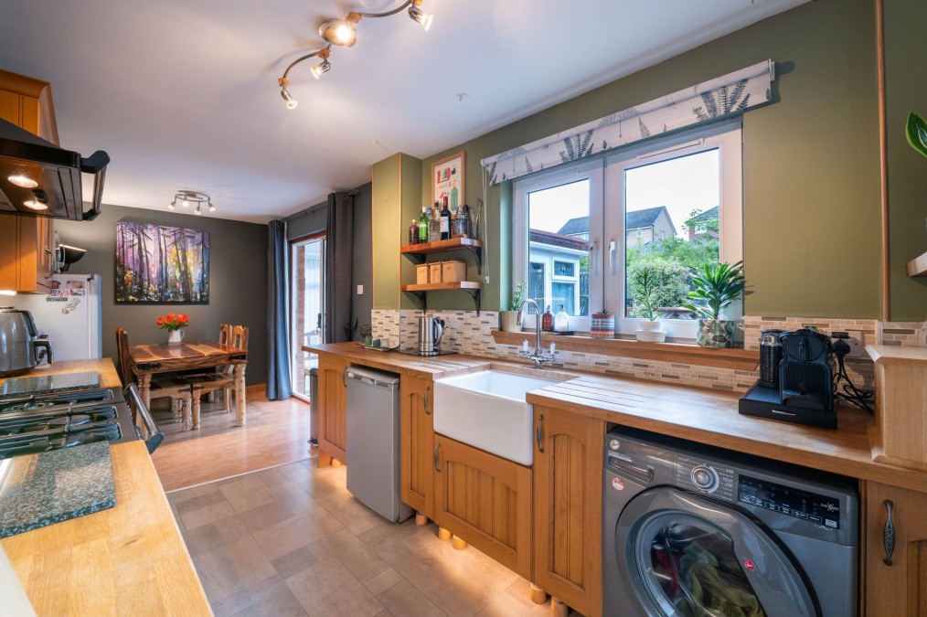 Fivestanks Court, Broxburn, EH52