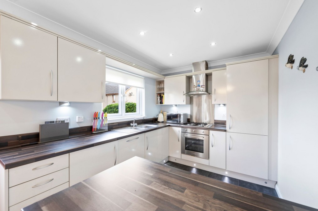 Joseph Cumming Gardens, Broxburn, EH52