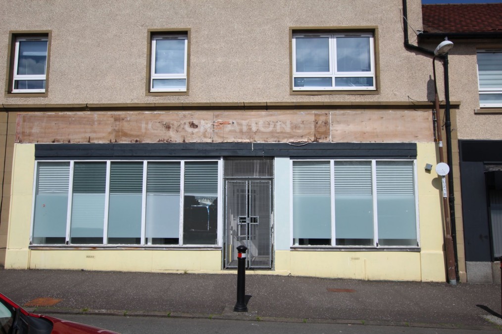 Goschen Place, Broxburn, EH52