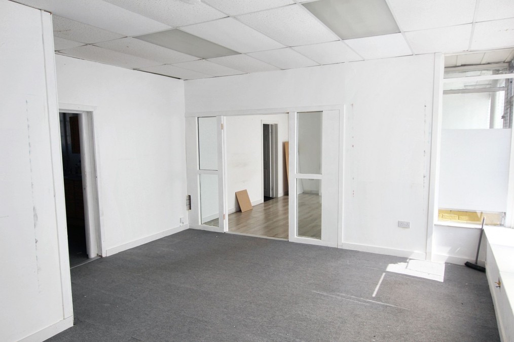 Goschen Place, Broxburn, EH52