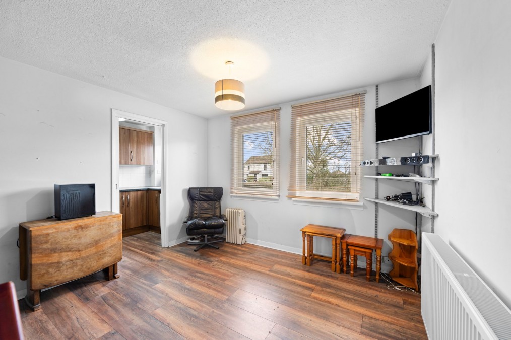 Castle Crescent, East Calder, EH53