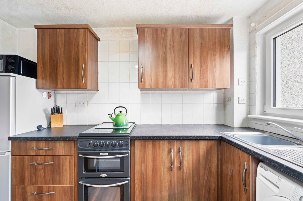 Castle Crescent, East Calder, EH53