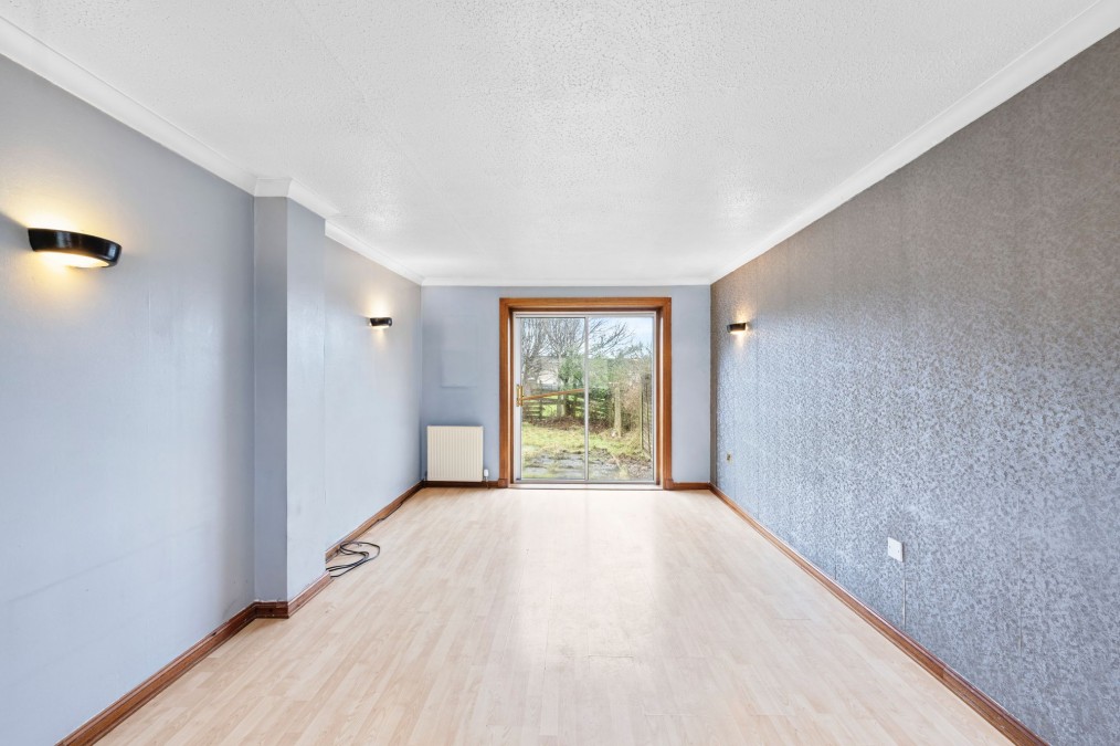 West Glen Avenue, Deans, EH54