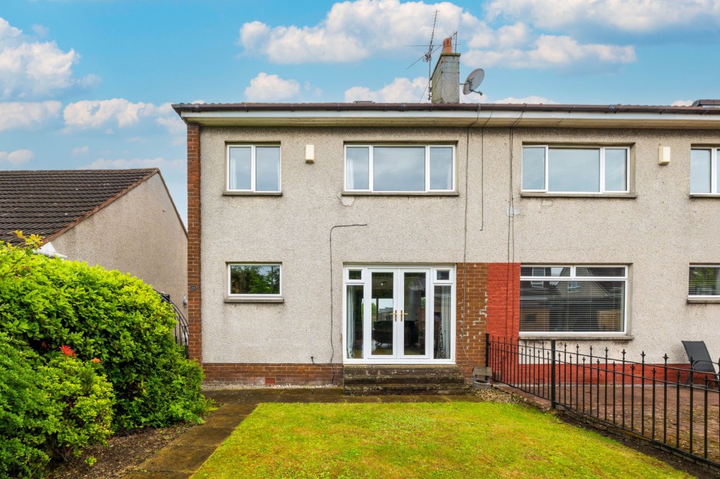 Queens Road, Broxburn, EH52