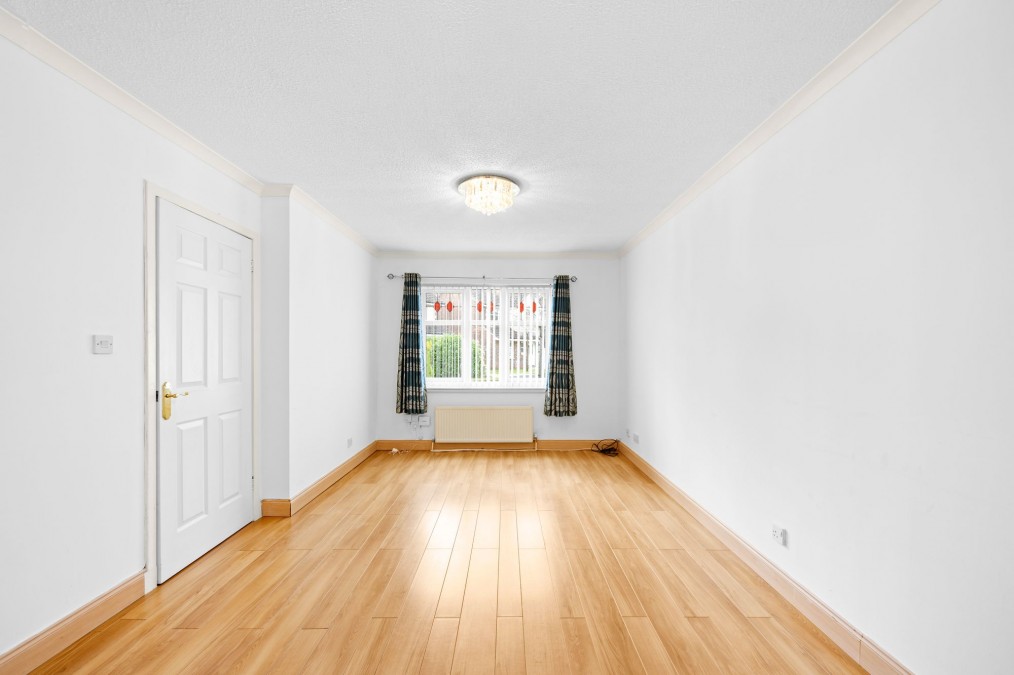 Lady Place, Livingston, EH54