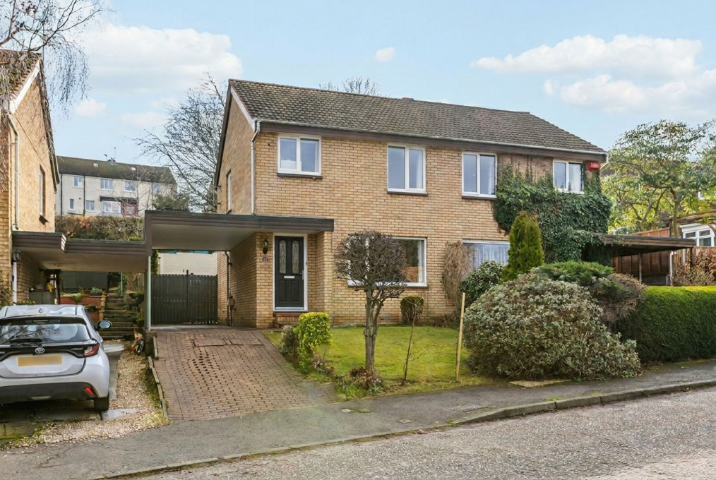 Hallcroft Park, Ratho, EH28