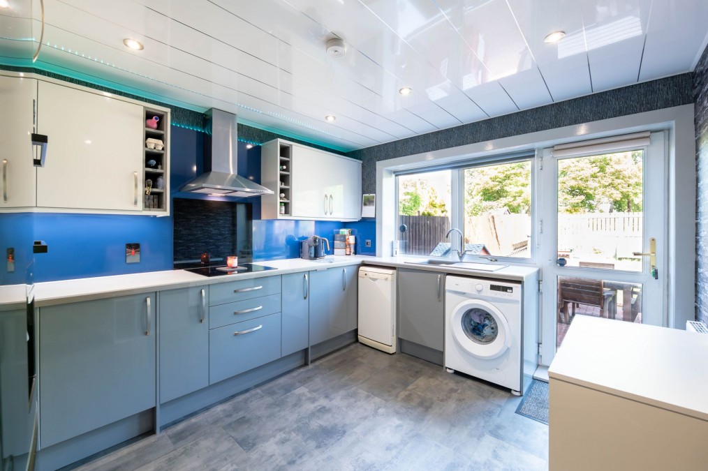 Cloverbank, Livingston, EH54