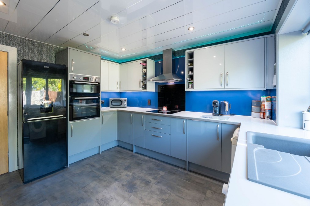 Cloverbank, Livingston, EH54
