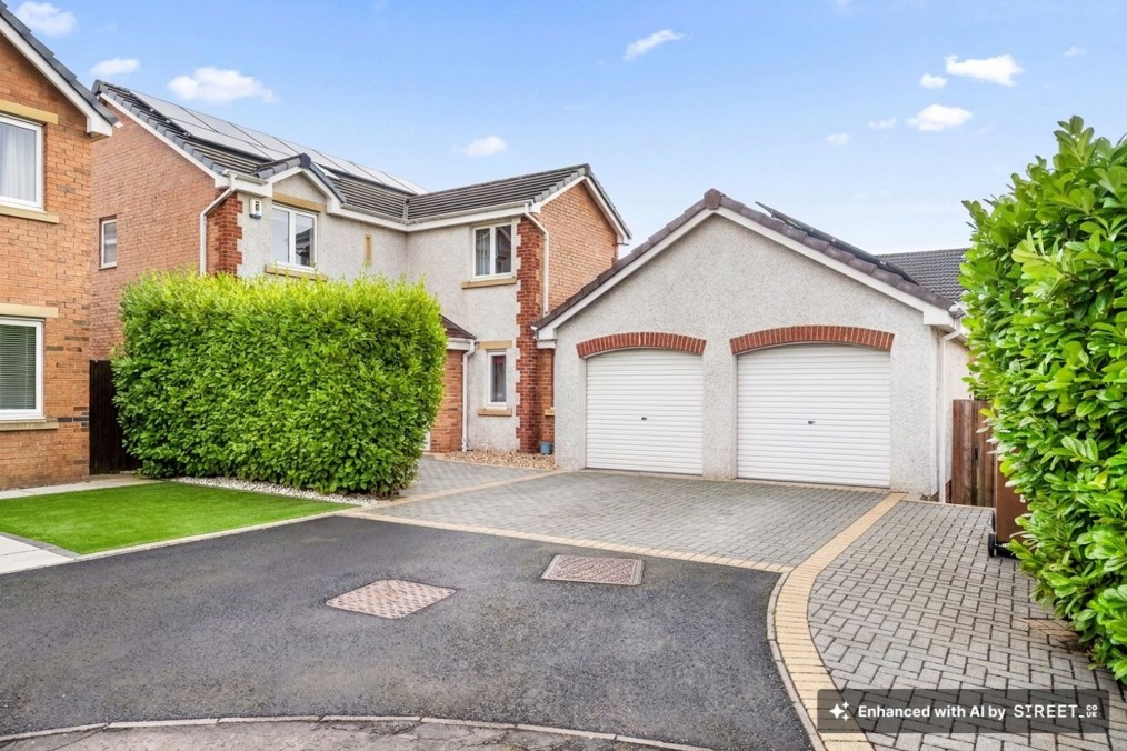 West Holmes Place, Broxburn, EH52