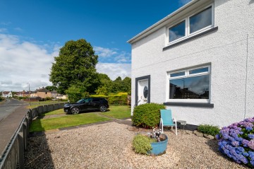 Cardross Avenue, Broxburn, EH52