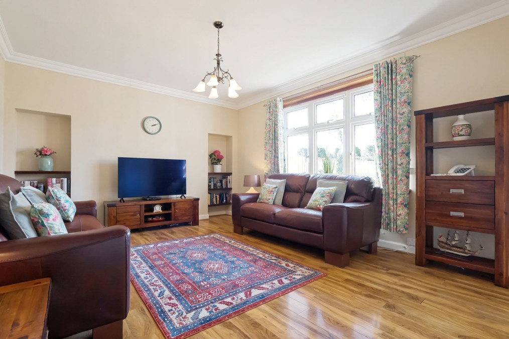 Kingsknowe Avenue, Edinburgh, EH14