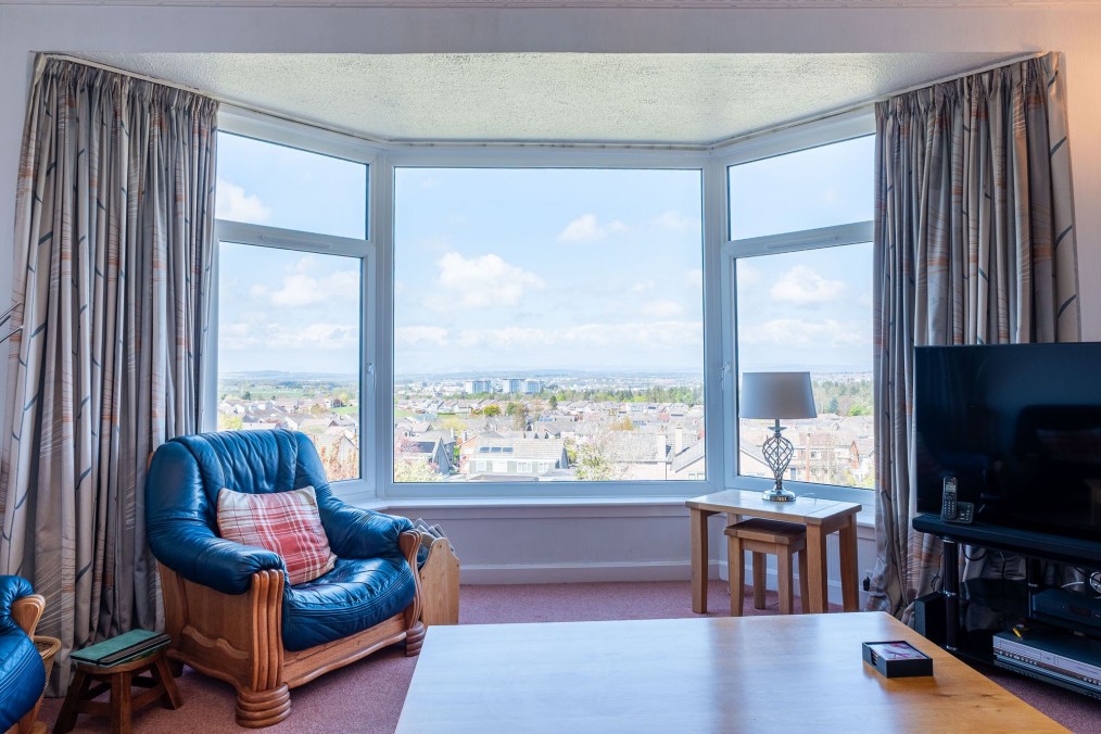 Baberton Crescent, Juniper Green, EH14