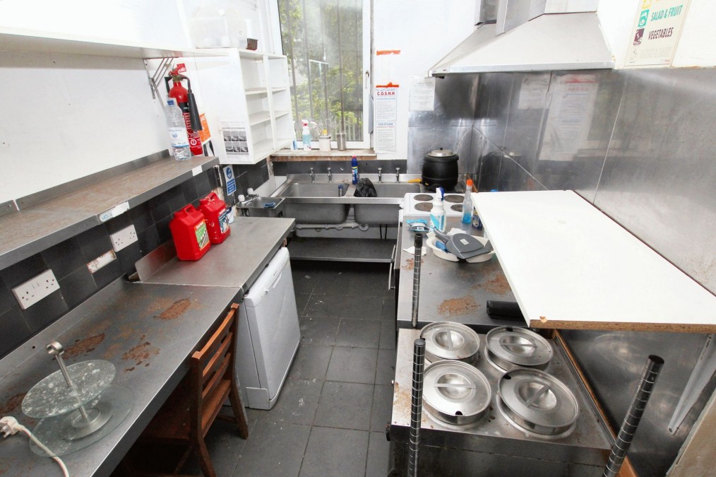 East Main Street, Broxburn, EH52