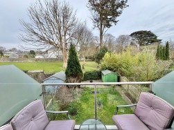 32 Trelorrin Gardens, Mannamead, Plymouth
