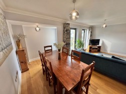32 Trelorrin Gardens, Mannamead, Plymouth