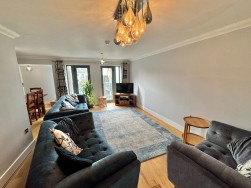 32 Trelorrin Gardens, Mannamead, Plymouth