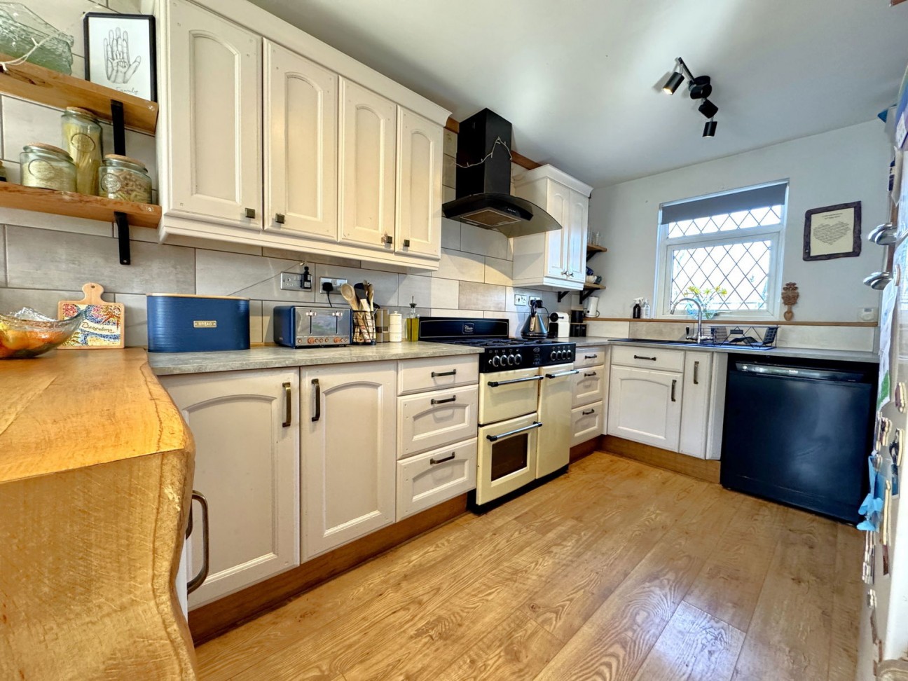 Hessary Drive, Roborough, Plymouth