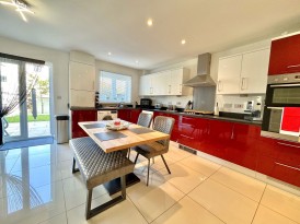 Airborne Drive, Derriford, Plymouth