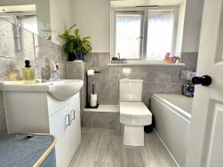 4 Redwing Drive, Woolwell, Plymouth