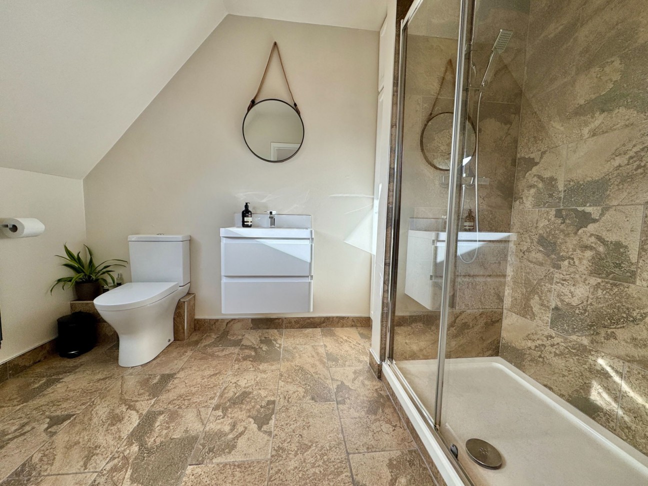 Looseleigh Lane, Derriford, Plymouth, PL6 5JD