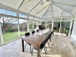 Looseleigh Lane, Derriford, Plymouth, PL6 5JD