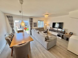 11 Ottor Road, Yelverton, Devon