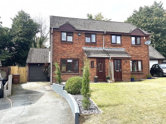 Kestrel Way, Woolwell, Plymouth
