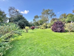 Burrator Road, Dousland