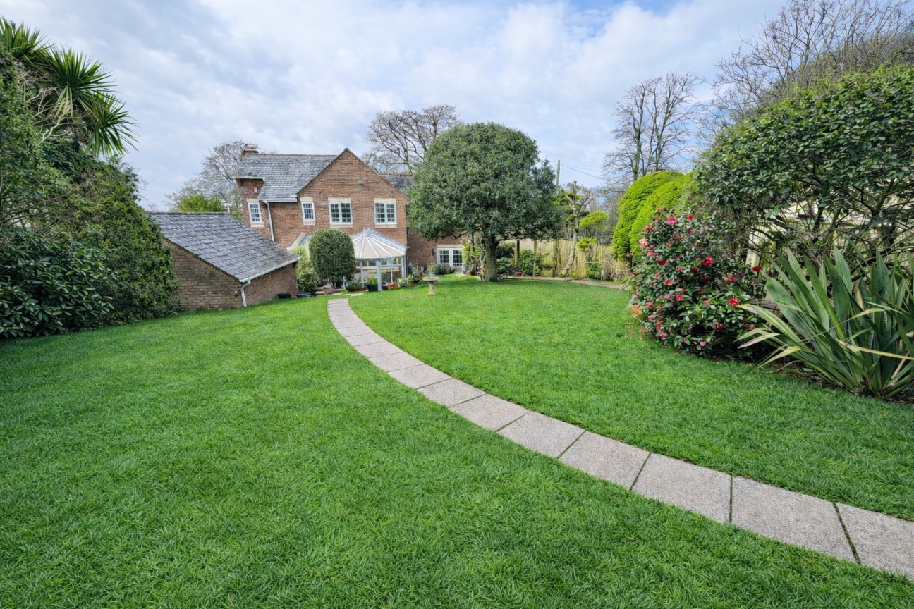 Alwin Park, Derriford, Plymouth, PL6 5HU