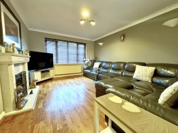 3 Meadowlands, Woolwell, Plymouth