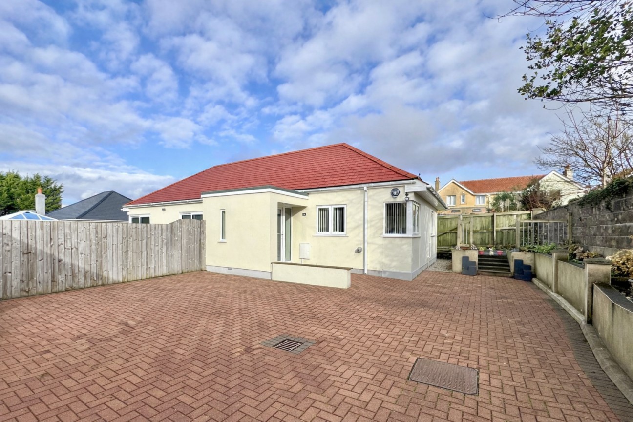 Whitleigh Villas, Crownhill, Plymouth, PL5 3BH