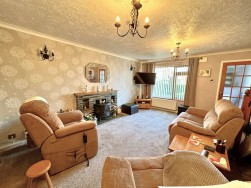 Walcot Close, Thornbury, Plymouth