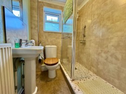 Launceston Close, Widewell, Plymouth, PL6 6DD