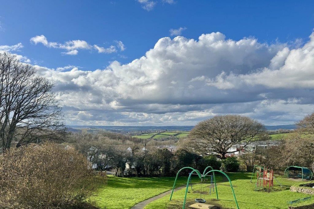 Whitehaven Way, Southway, Plymouth, Devon, PL6 6BJ
