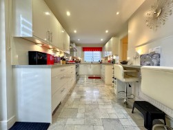 Meadowlands, Woolwell, Plymouth, PL6 7RR