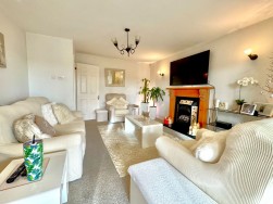 Meadowlands, Woolwell, Plymouth, PL6 7RR