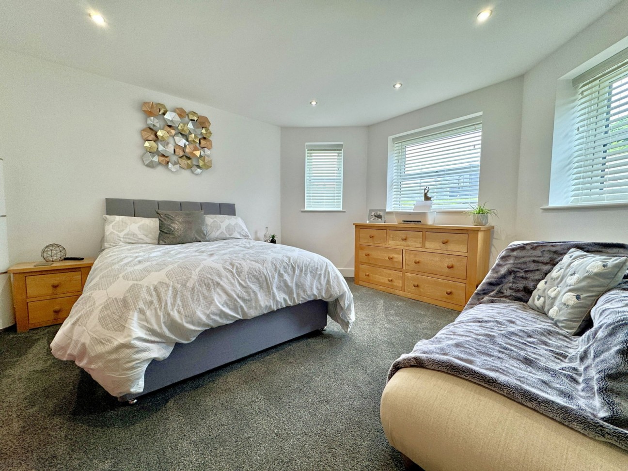 Tavistock Road, Derriford, Plymouth, PL6 8AL