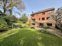 Cromwell Gate, Glenholt, Plymouth, PL6 7JR