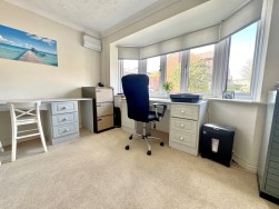 Cromwell Gate, Glenholt, Plymouth, PL6 7JR