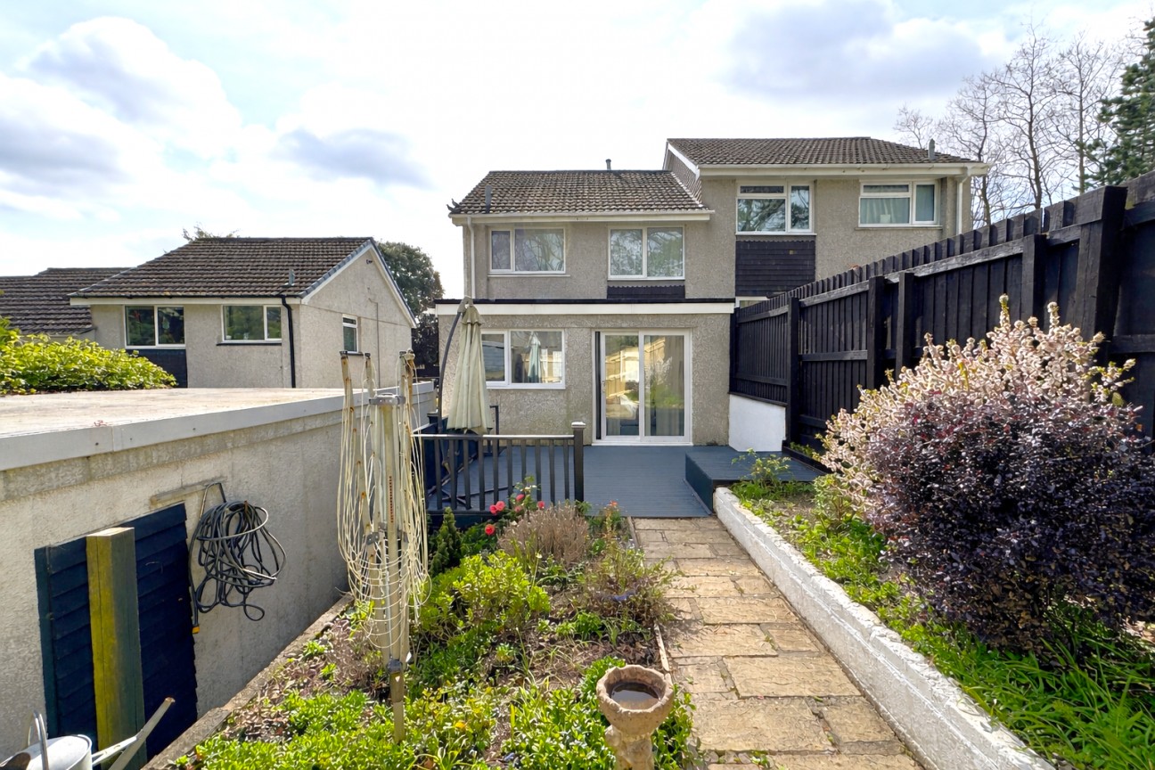 Long Down Gardens, Mainstone, Plymouth, PL6 8SB