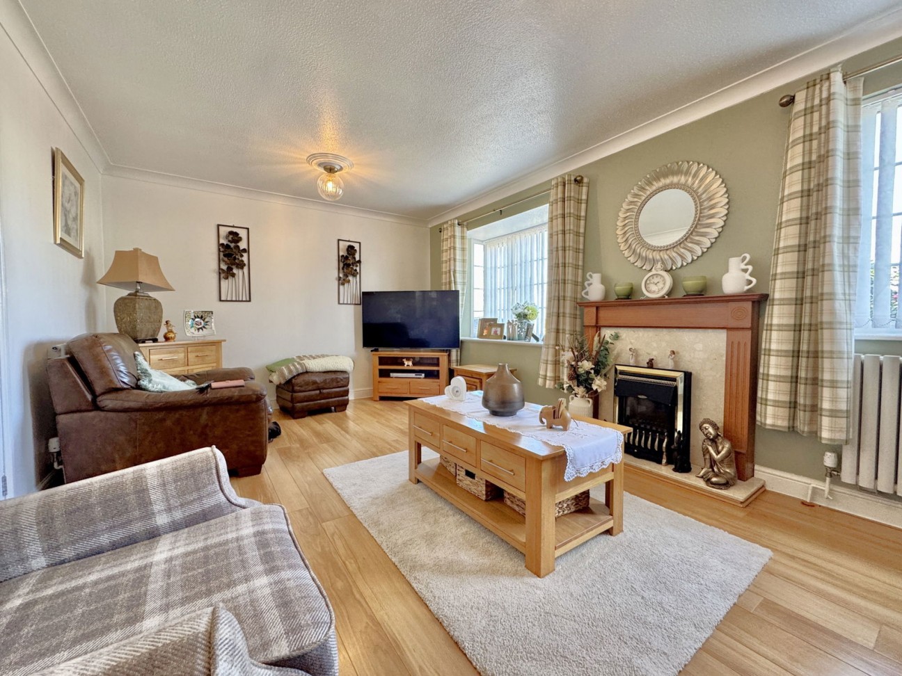 Eastcote Close, Birdcage Farm, Plymouth, PL6 6HH
