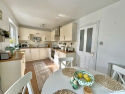 Eastcote Close, Birdcage Farm, Plymouth, PL6 6HH