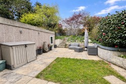 Long Down Gardens, Mainstone, Plymouth, PL6 8SB