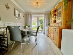 Long Down Gardens, Mainstone, Plymouth, PL6 8SB