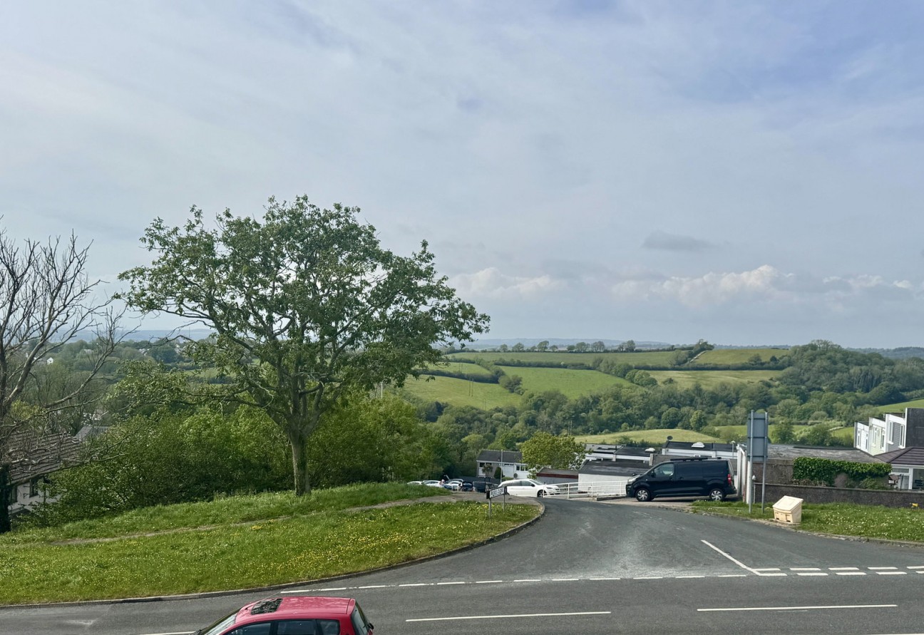 Pillar Walk, Southway, Plymouth, PL6 6JY