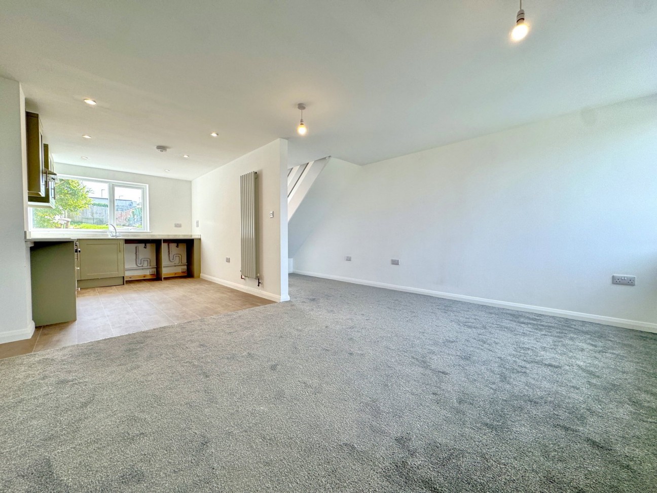 Pillar Walk, Southway, Plymouth, PL6 6JY