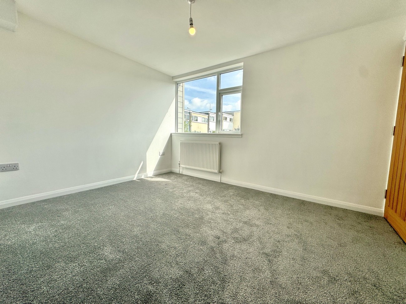 Pillar Walk, Southway, Plymouth, PL6 6JY