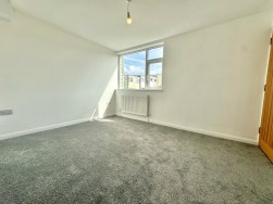 Pillar Walk, Southway, Plymouth, PL6 6JY