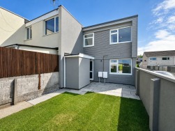 Pillar Walk, Southway, Plymouth, PL6 6JY
