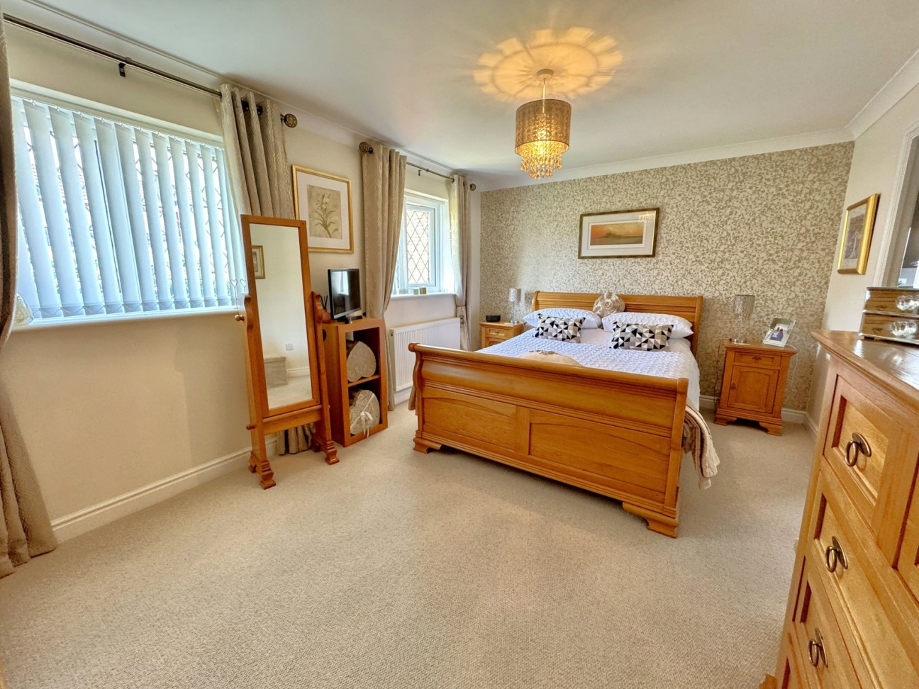 Cromwell Gate, Glenholt, Plymouth